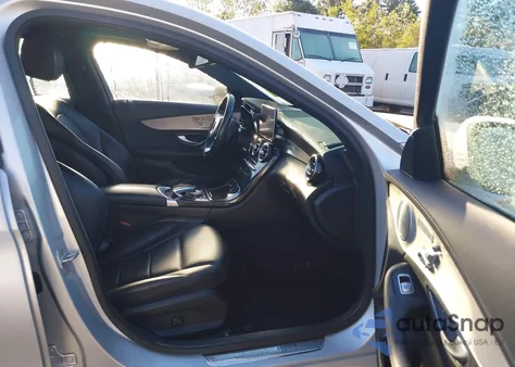 2016 Mercedes-Benz C 300 Sport 4Matic из США, поврежденный, VIN 55SWF4KBXGU141893